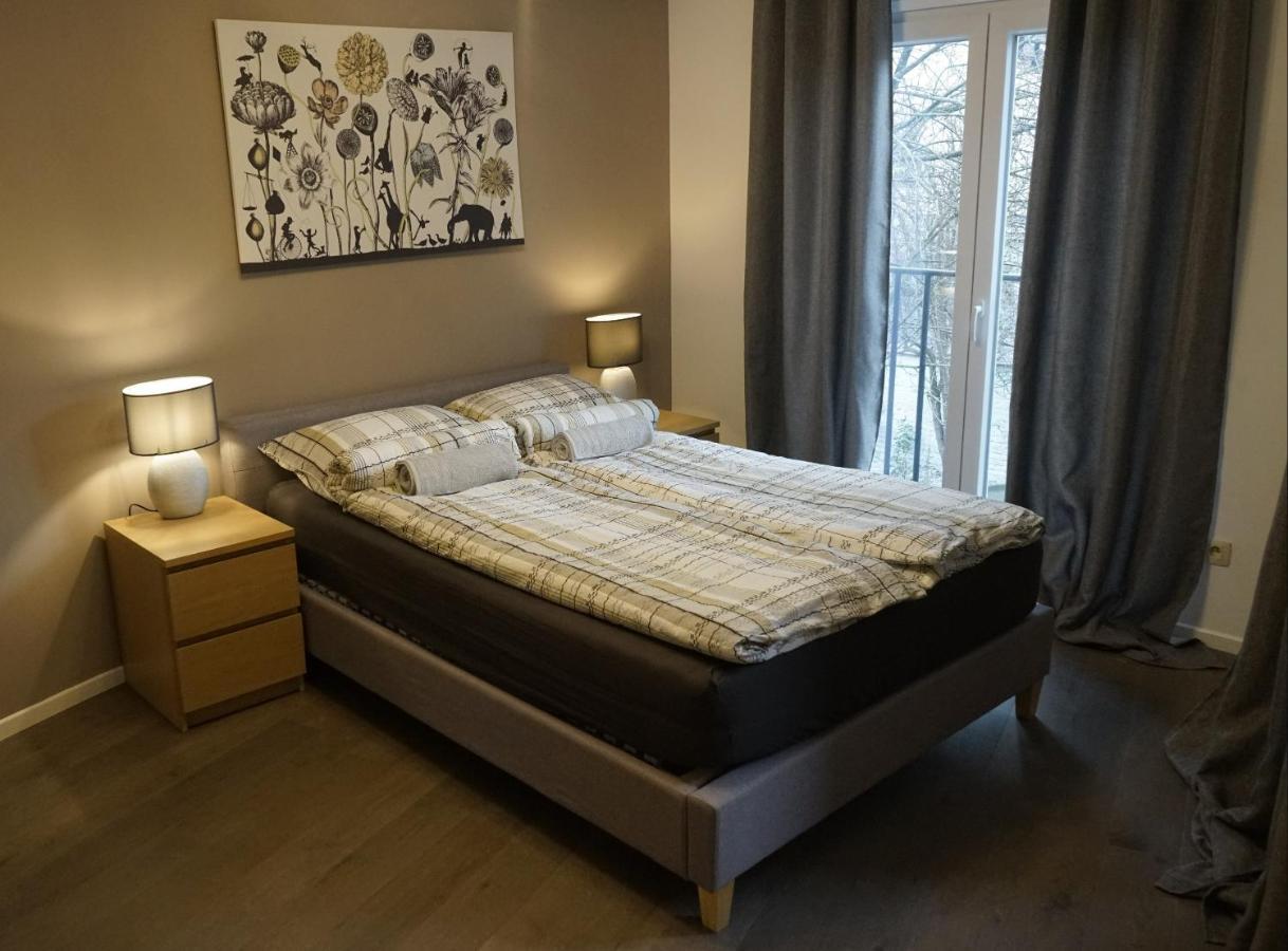Modern Apartment At European Quarter Брюссель Экстерьер фото