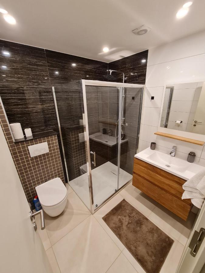 Modern Apartment At European Quarter Брюссель Экстерьер фото