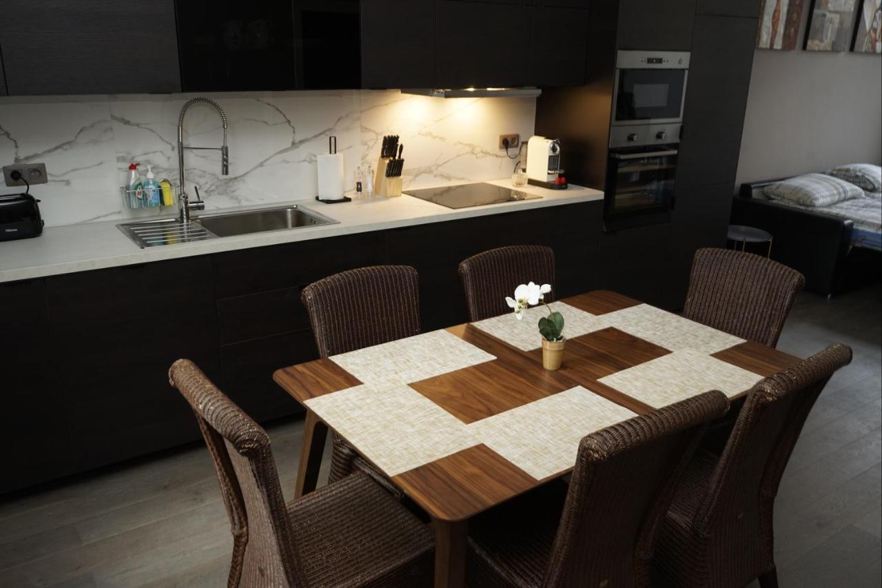 Modern Apartment At European Quarter Брюссель Экстерьер фото